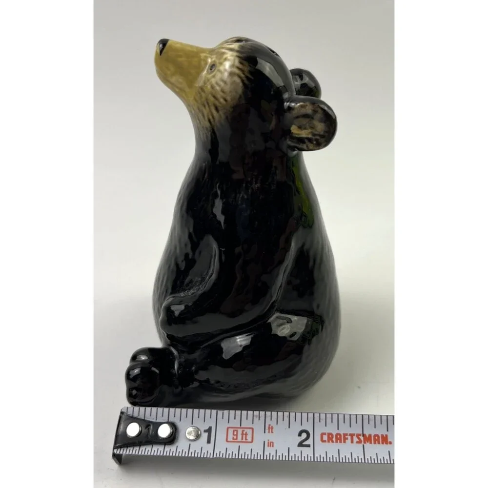 VTG Black Bear Ceramic/Porcelain Salt & Pepper Shakers